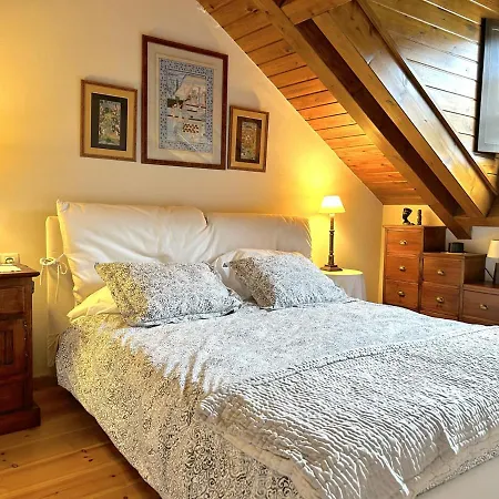 Apartament Amb Llar De Foc I Altell A By Rural D'aneu